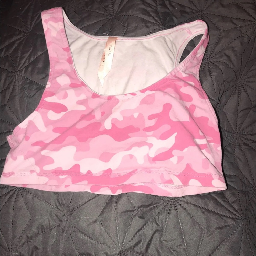 Short crop top